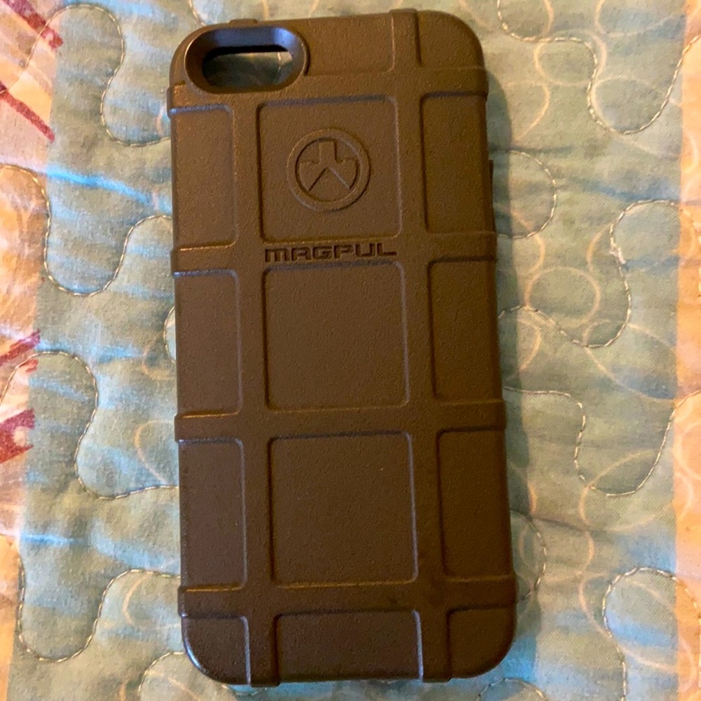 COPY - Magpul IPhone SE case